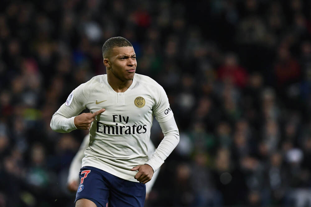 无人机飞控手成为战斗班“标配”